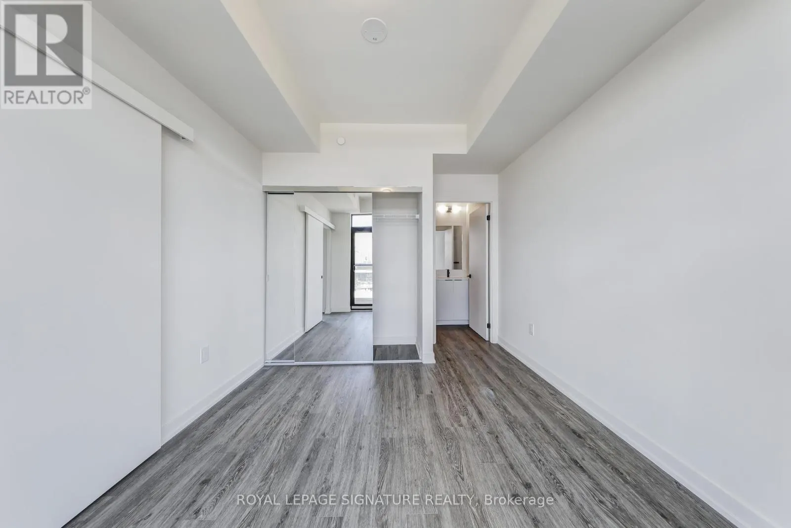 410 - 181 STERLING ROAD