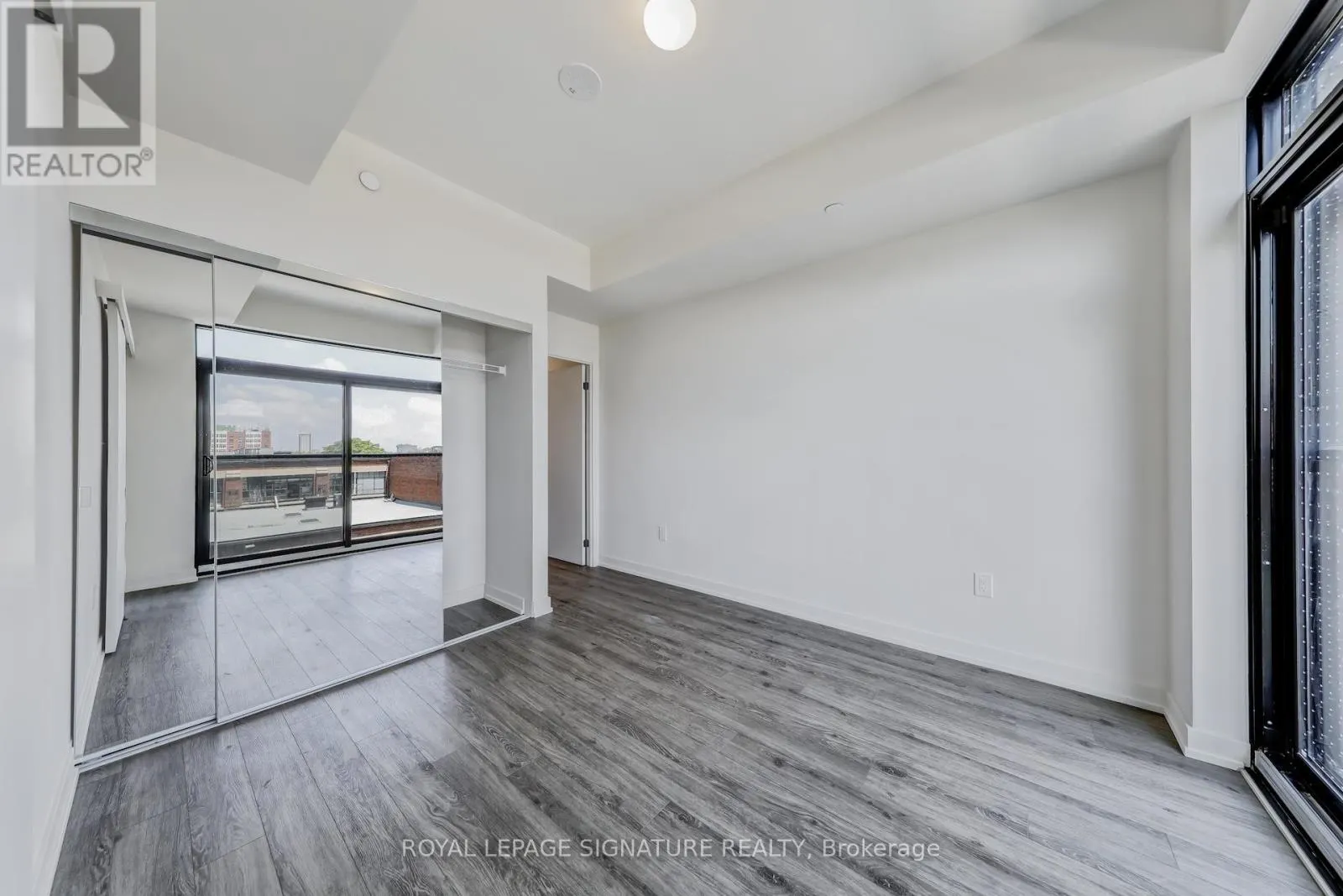 410 - 181 STERLING ROAD