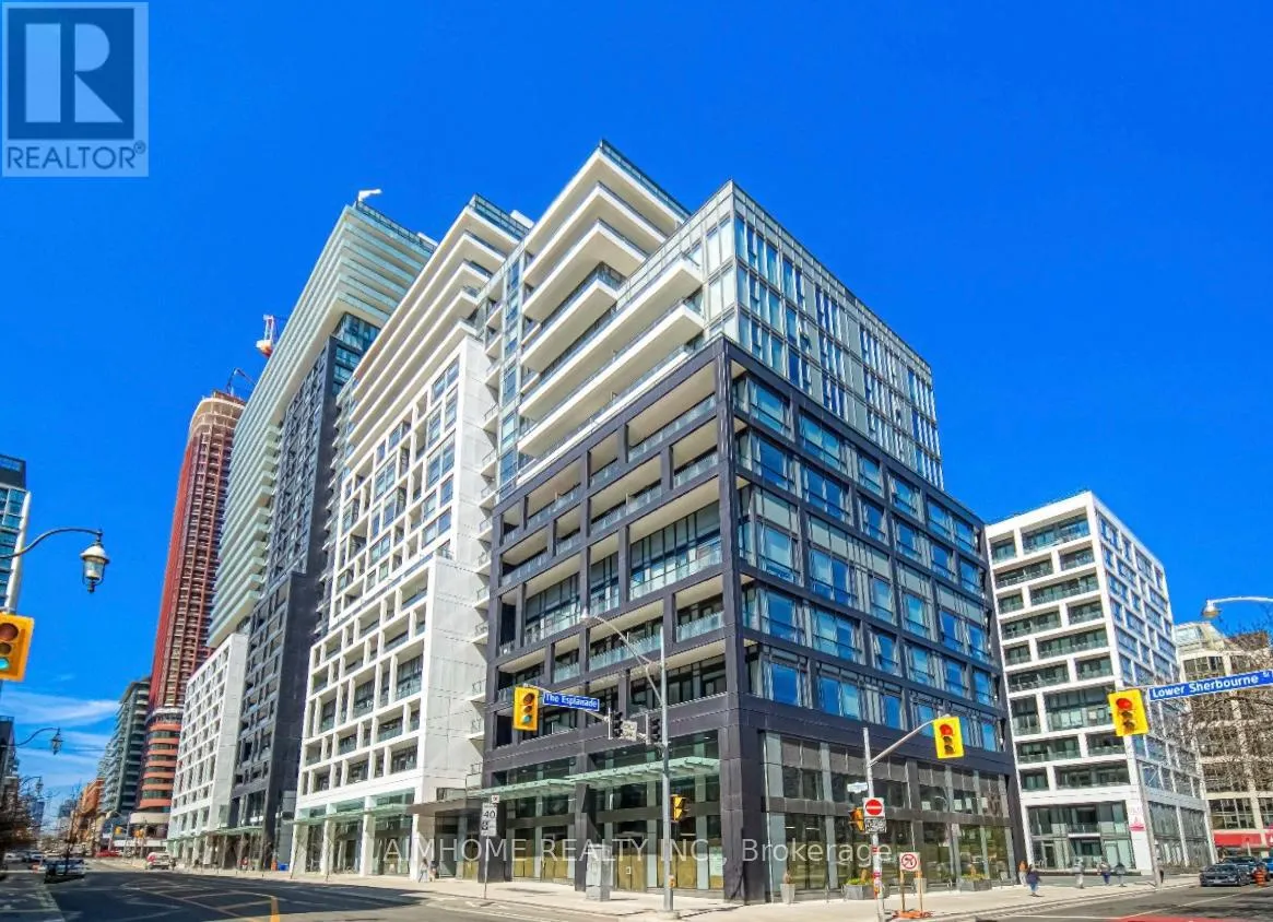 1576 - 135 LOWER SHERBOURNE STREET
