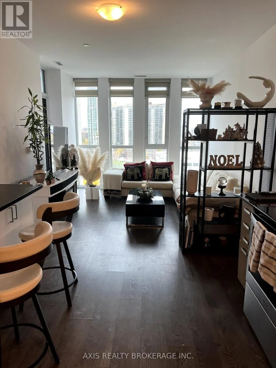 905 - 1486 BATHURST STREET