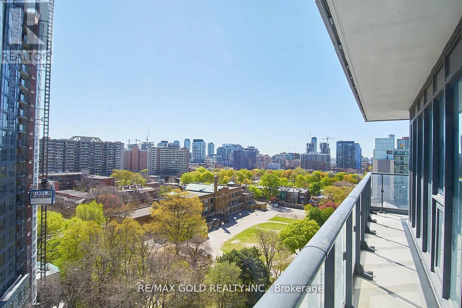 1116 - 251 JARVIS STREET