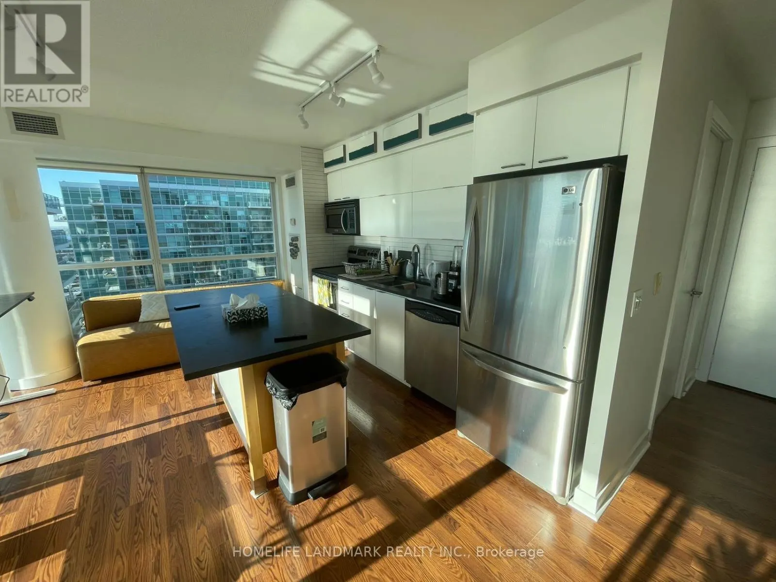 2303 - 80 WESTERN BATTERY ROAD