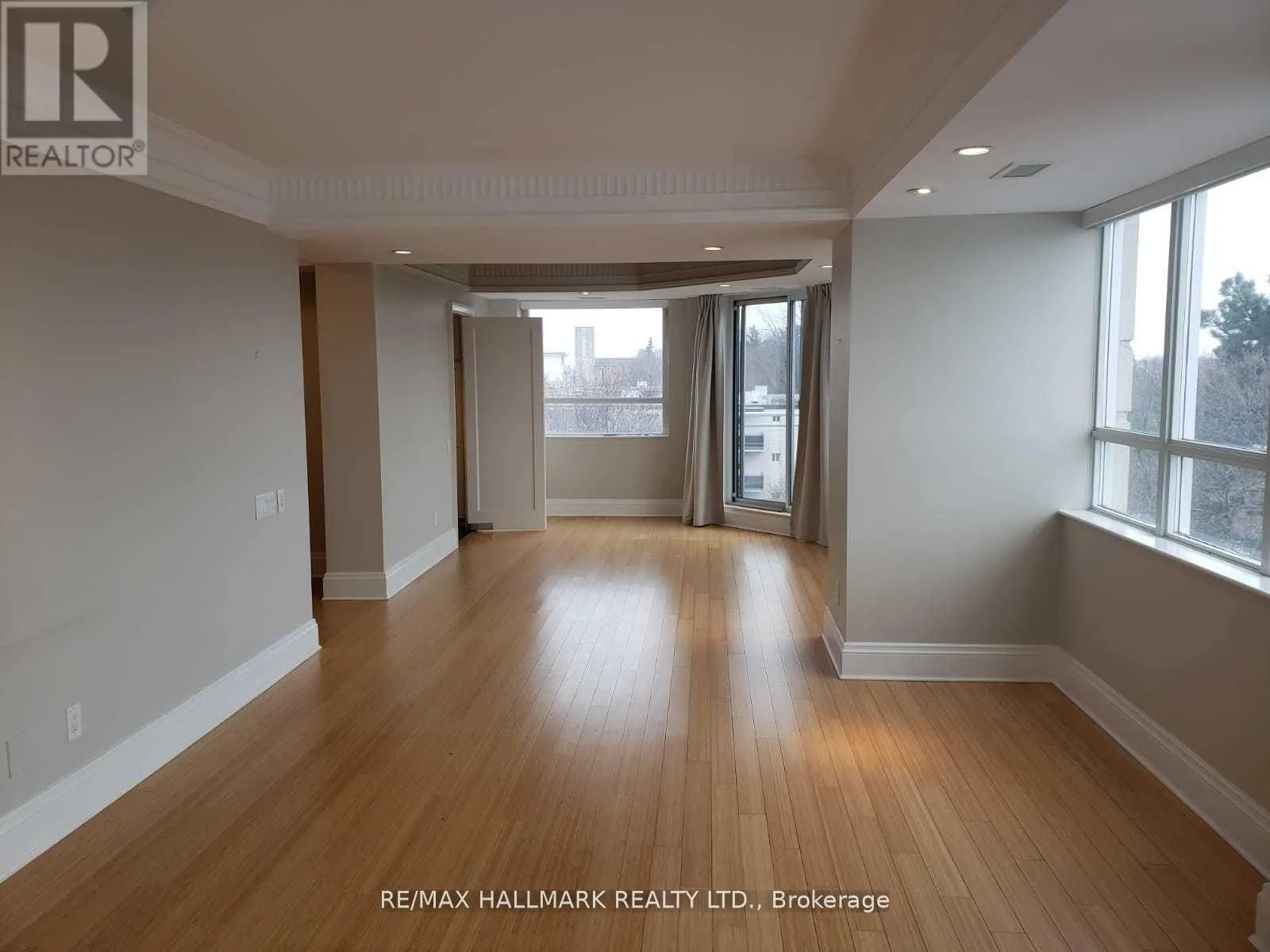 PH801 - 1801 BAYVIEW AVENUE