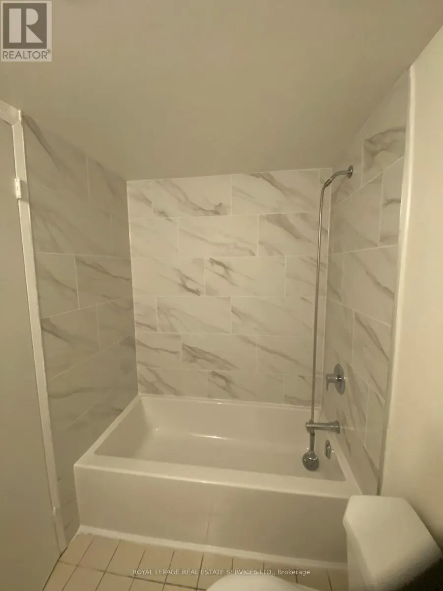 310 - 117 GERRARD STREET E