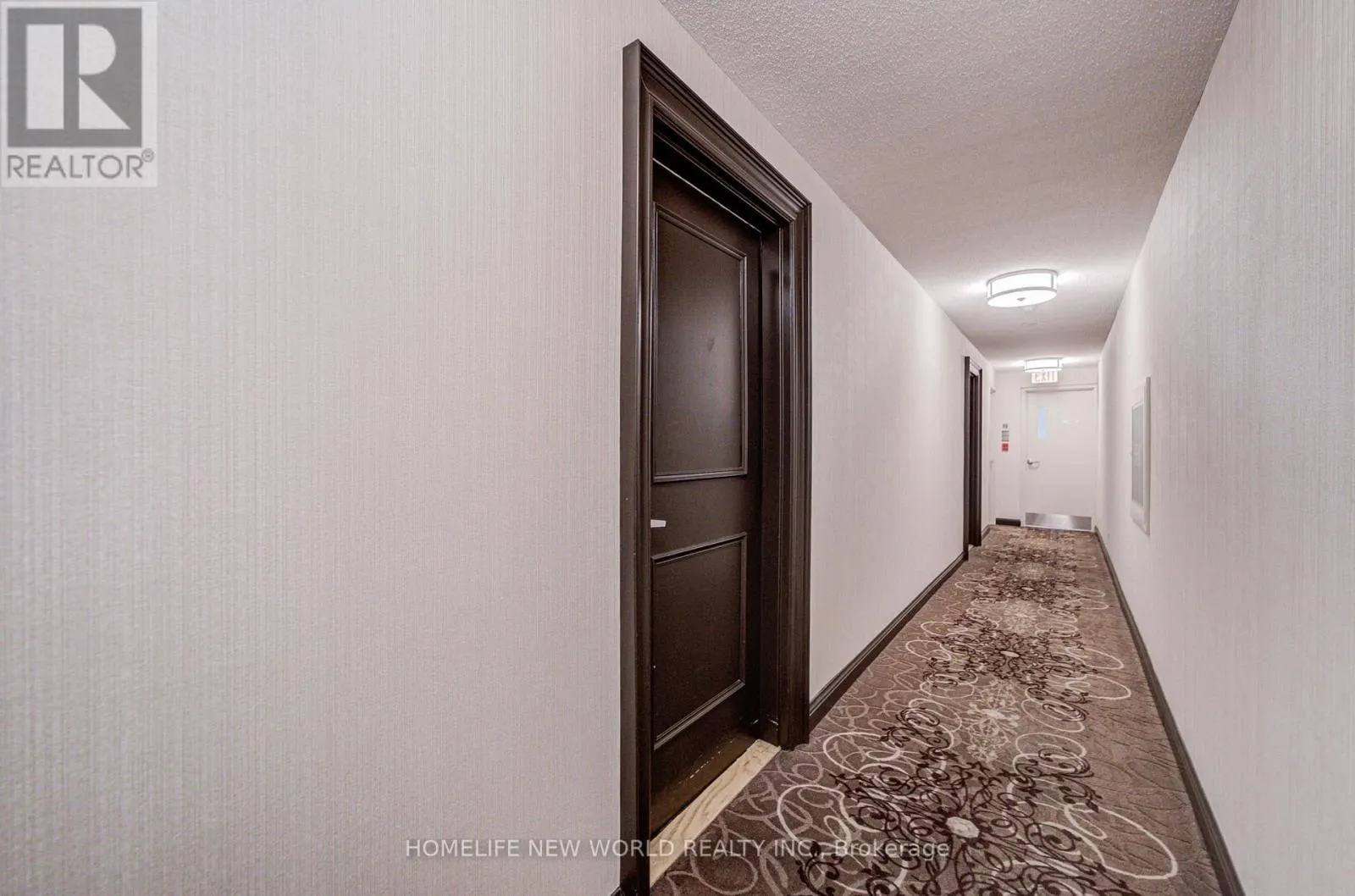 1313 - 28 SOMMERSET WAY