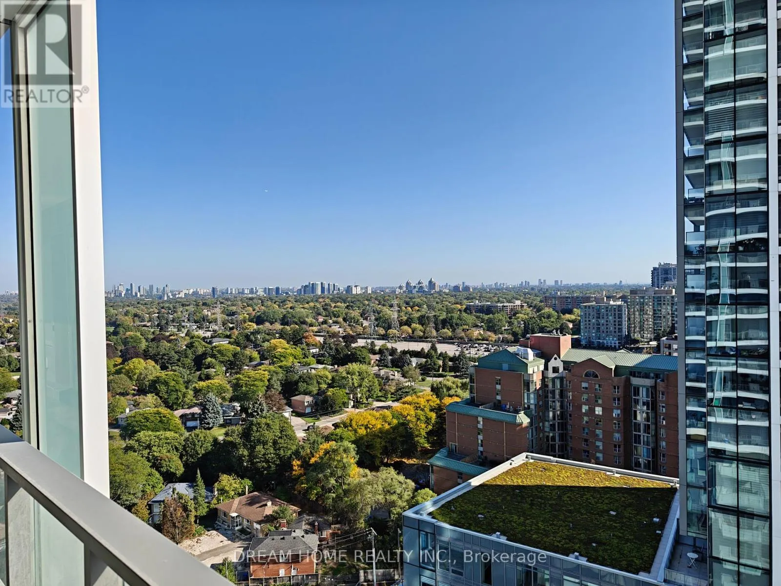 1806 - 7 GOLDEN LION HEIGHTS