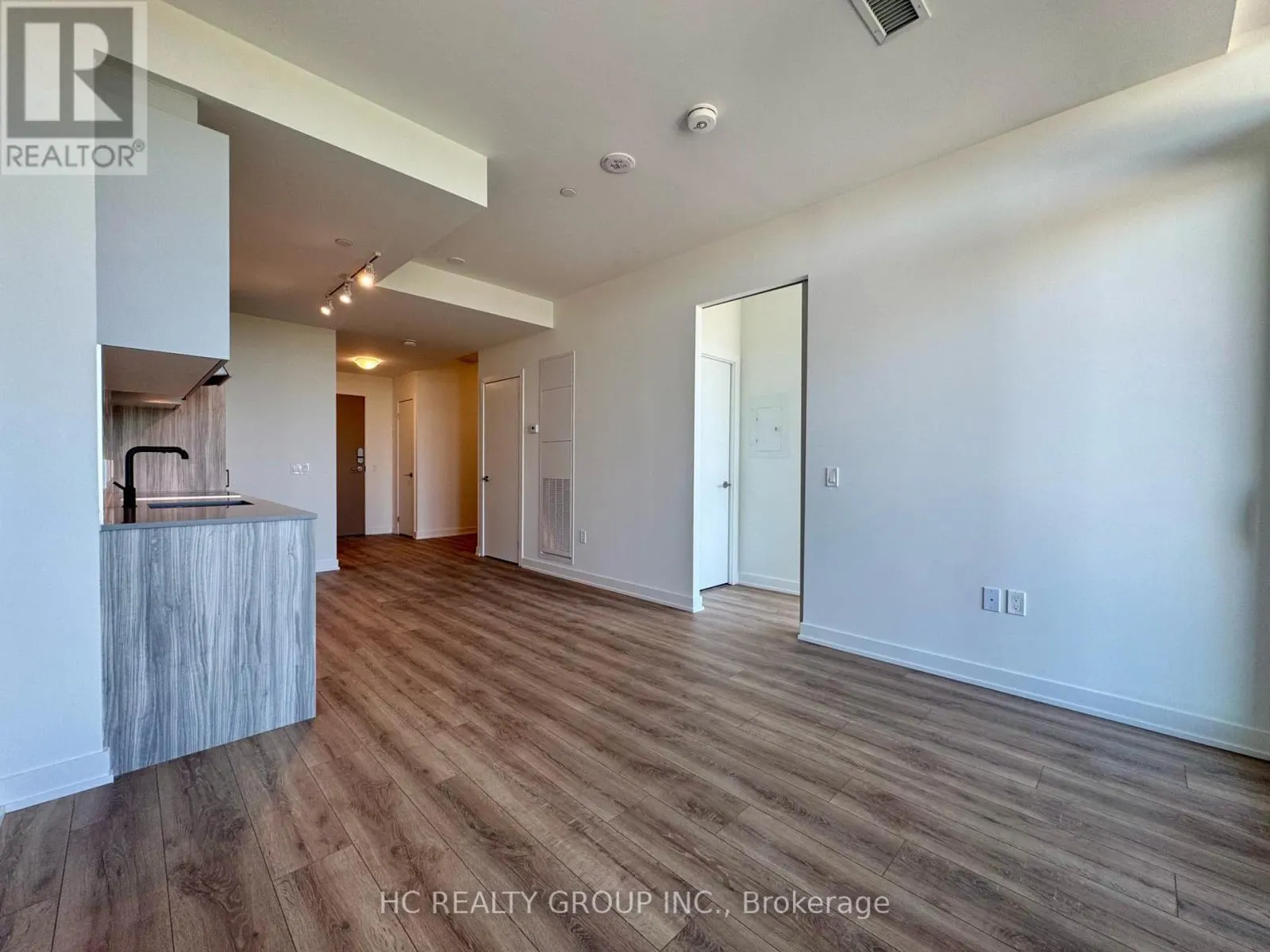 609 - 1 KYLE LOWRY ROAD