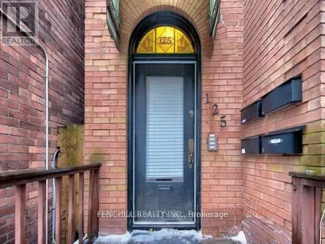 MAIN - 125 MAITLAND STREET
