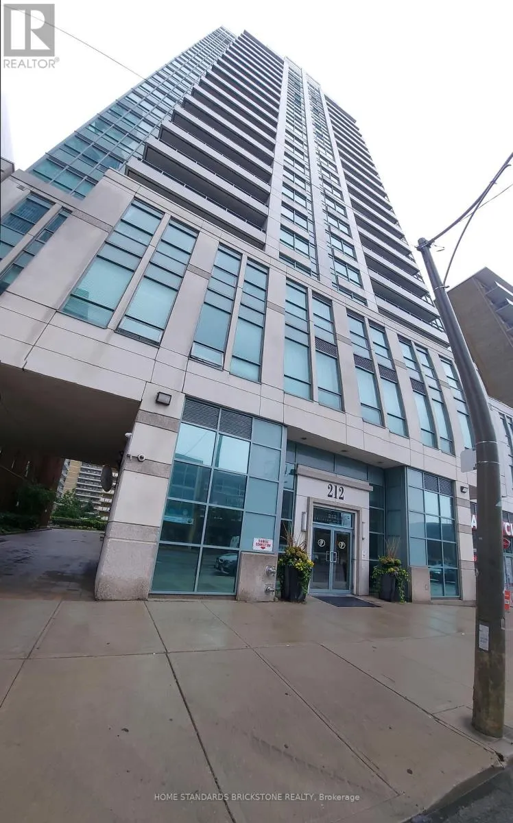 906 - 212 EGLINTON AVENUE E