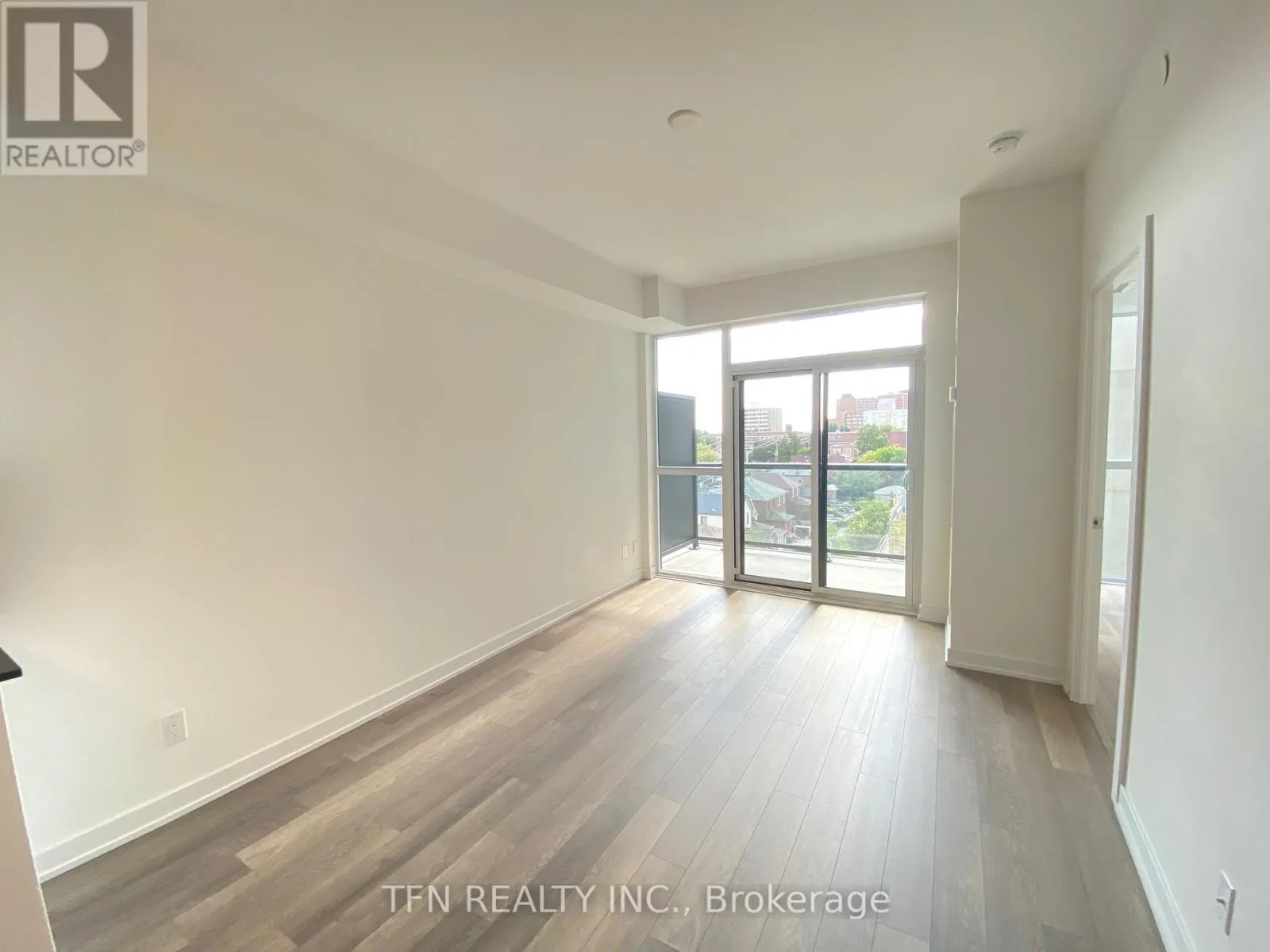 508 - 1603 EGLINTON AVENUE W