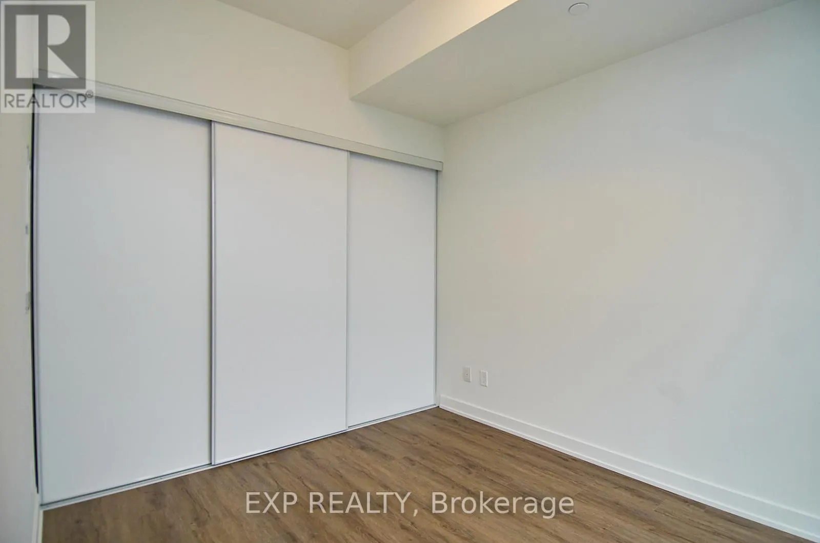 # 3103 - 50 ORDNANCE STREET
