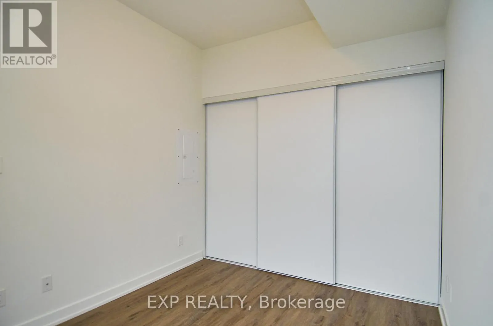 # 3103 - 50 ORDNANCE STREET