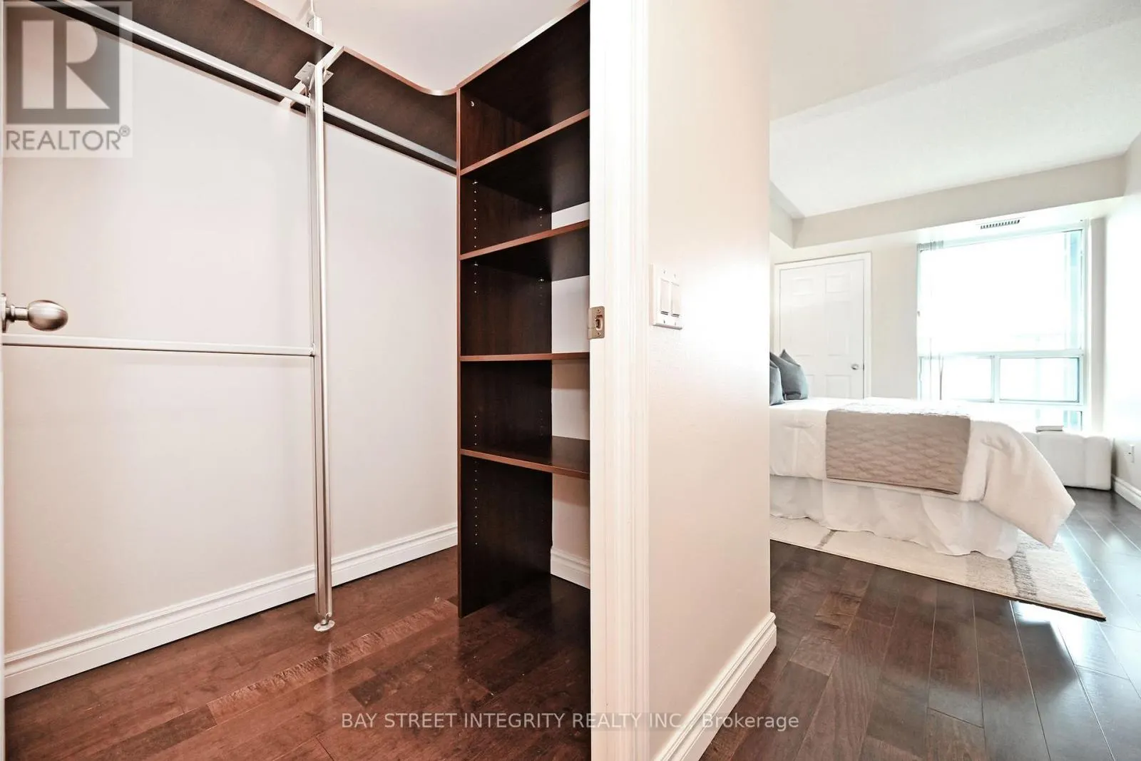 2101 - 30 HARRISON GARDEN BOULEVARD
