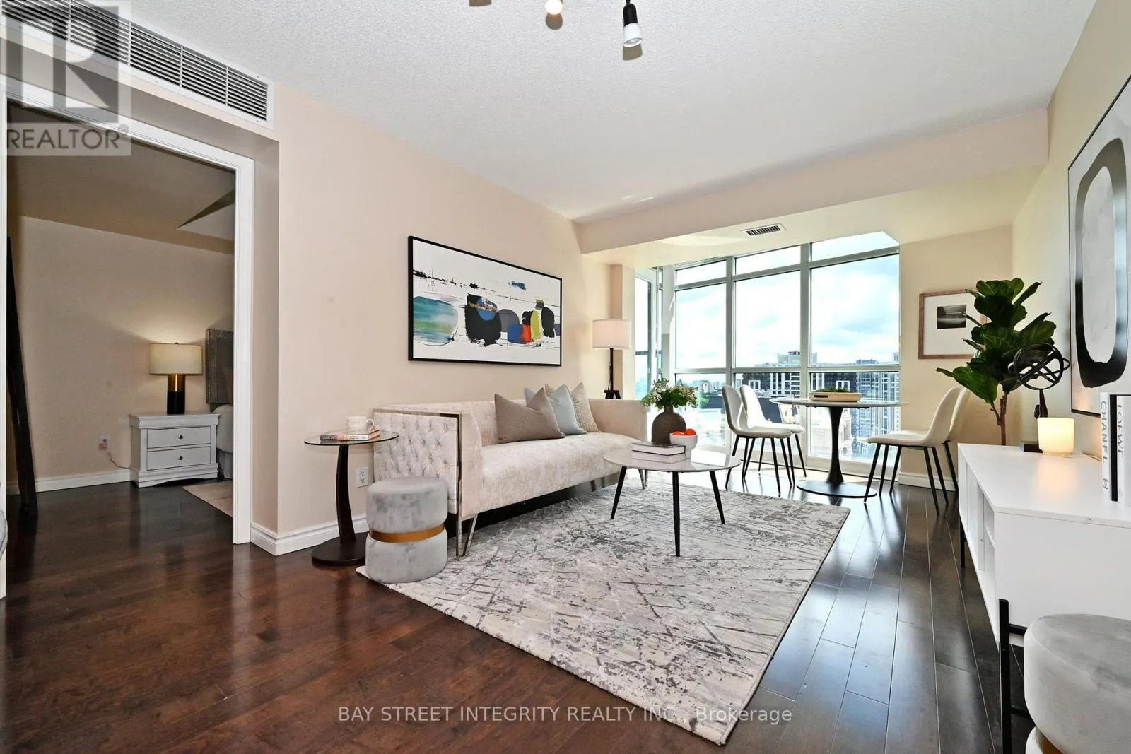 2101 - 30 HARRISON GARDEN BOULEVARD
