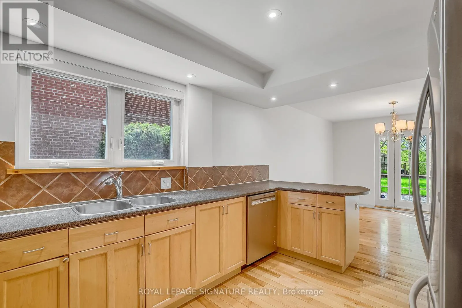 136 THREE VALLEYS DRIVE