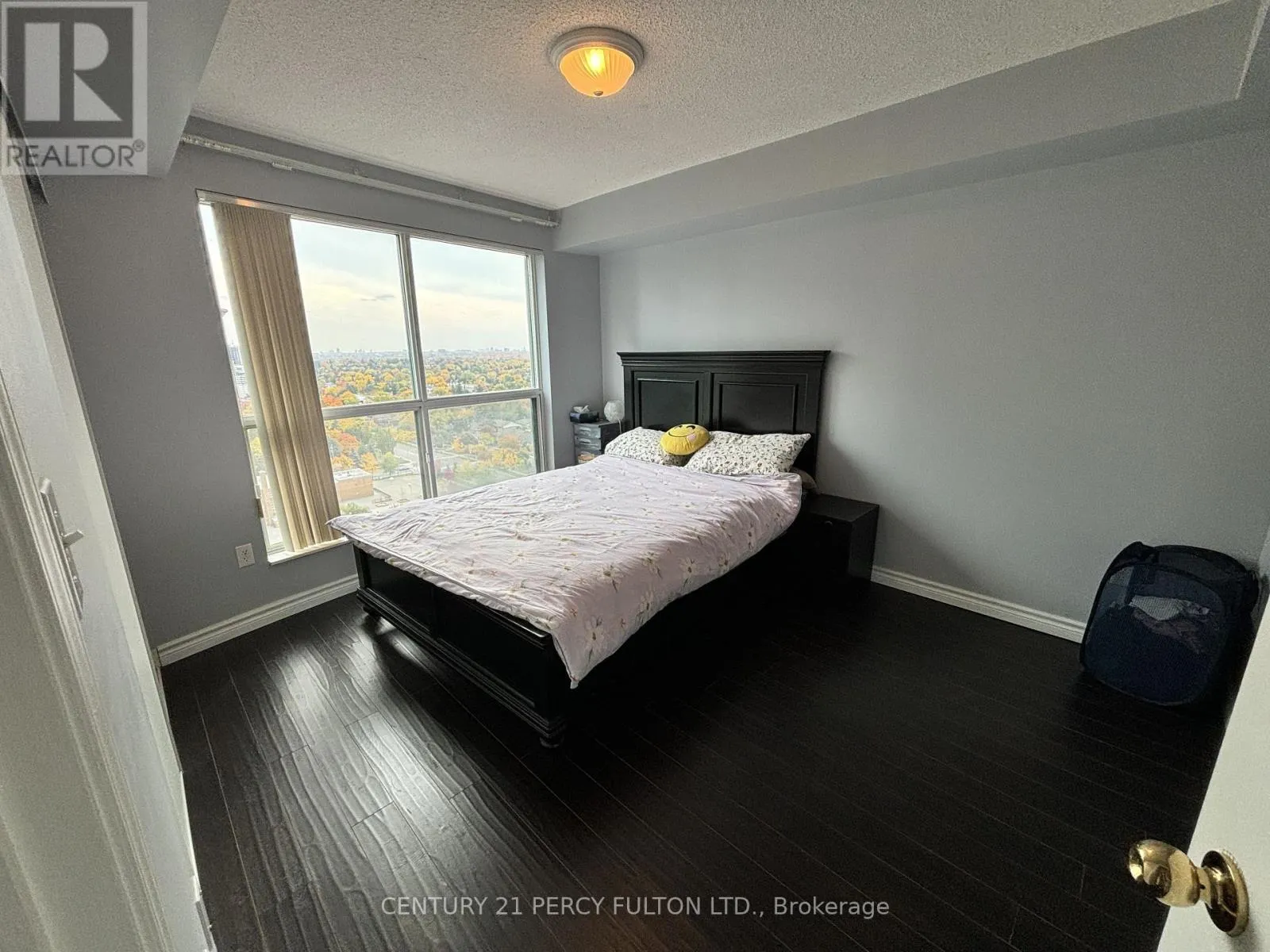 2003 - 7 LORRAINE DRIVE