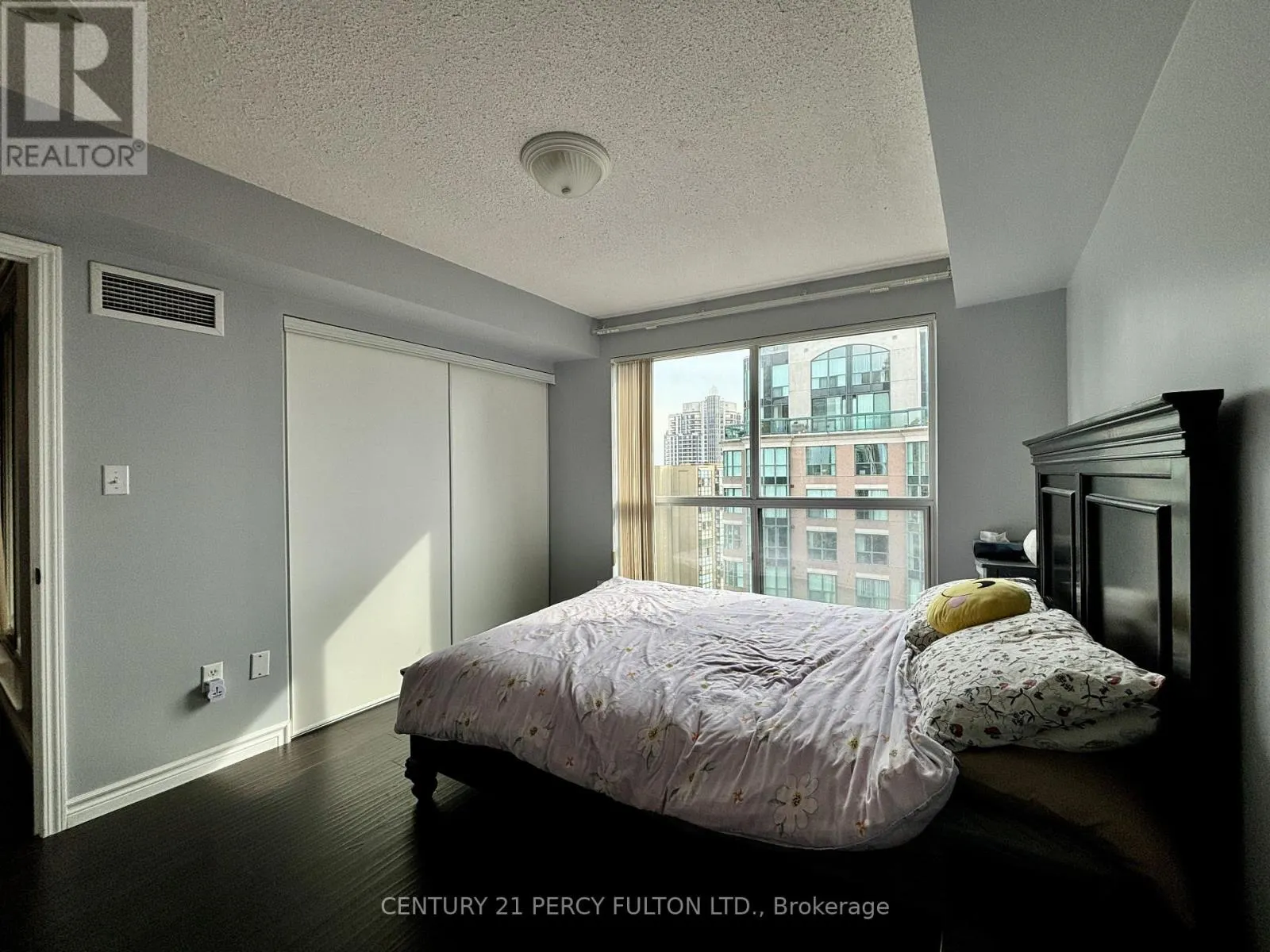 2003 - 7 LORRAINE DRIVE
