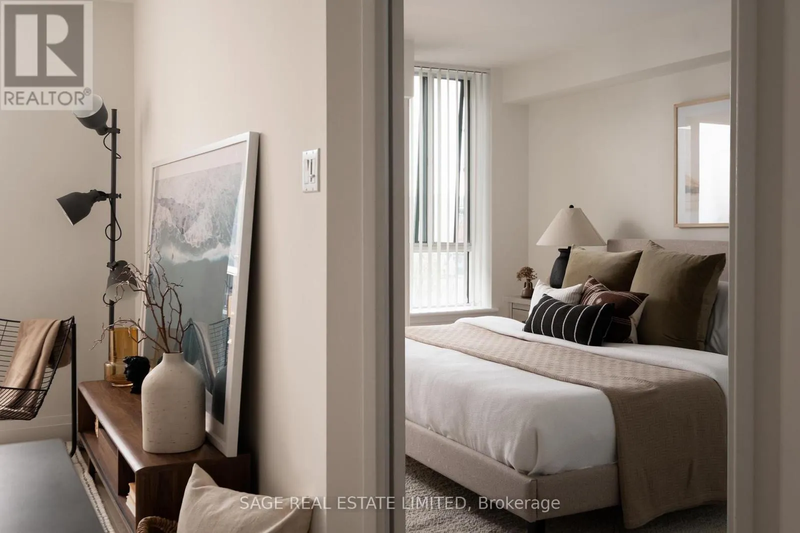 420 - 801 KING STREET W