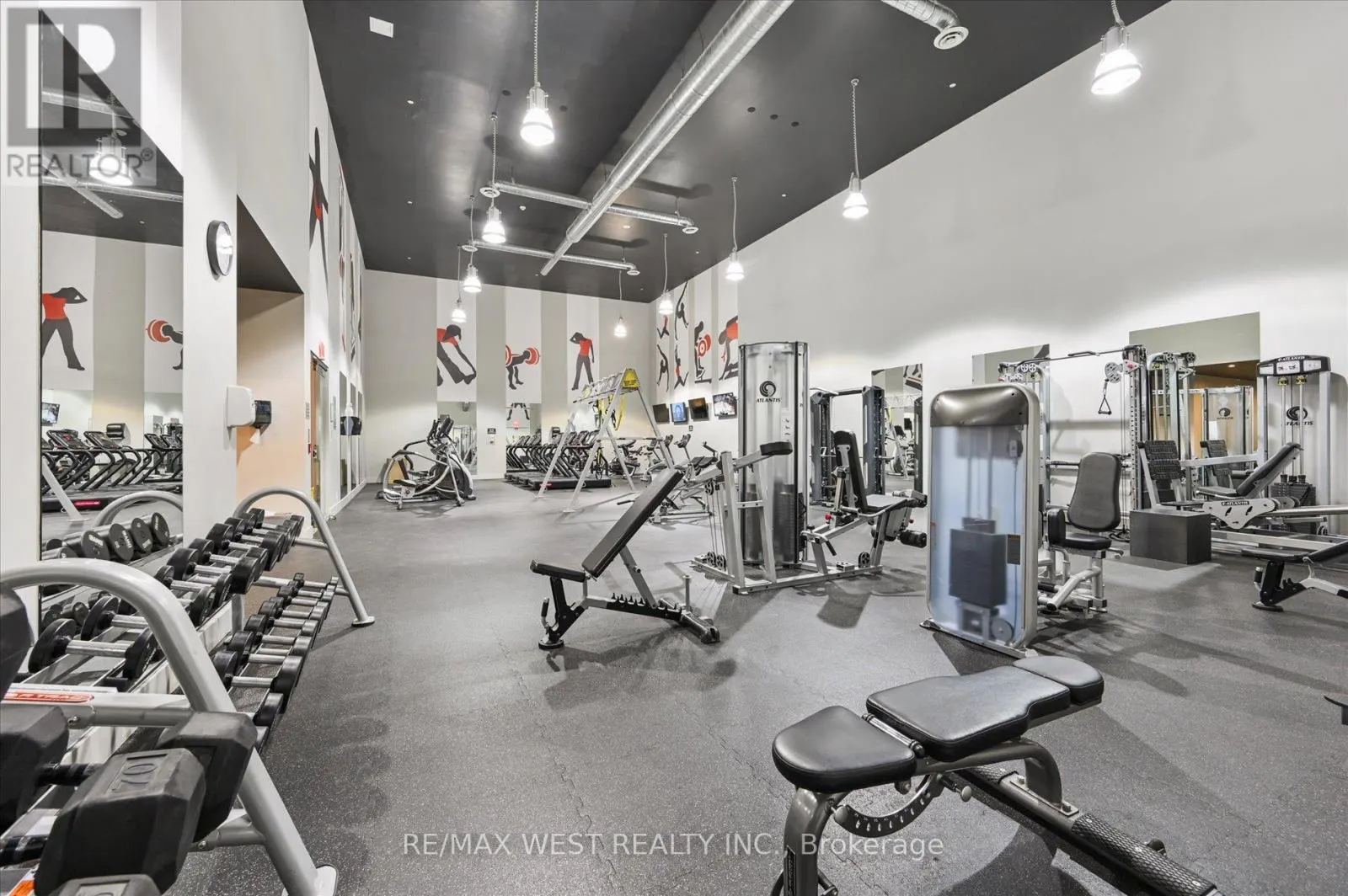 431 - 1030 KING STREET W