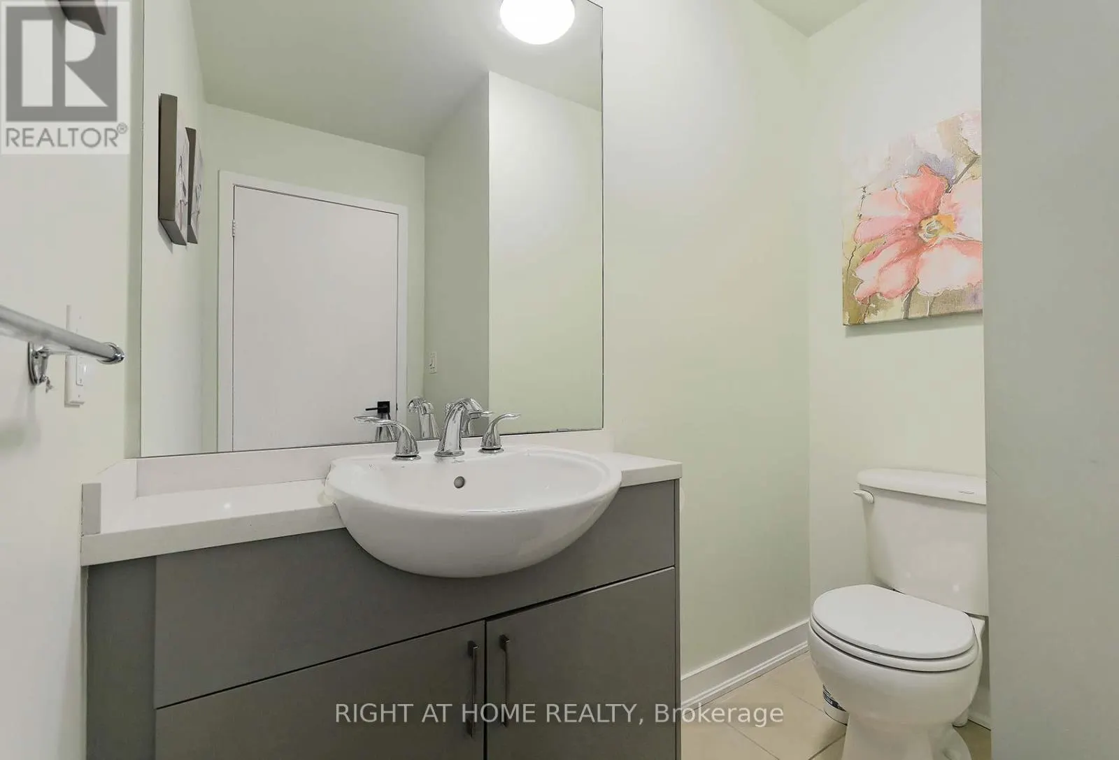 3107 - 381 FRONT STREET W