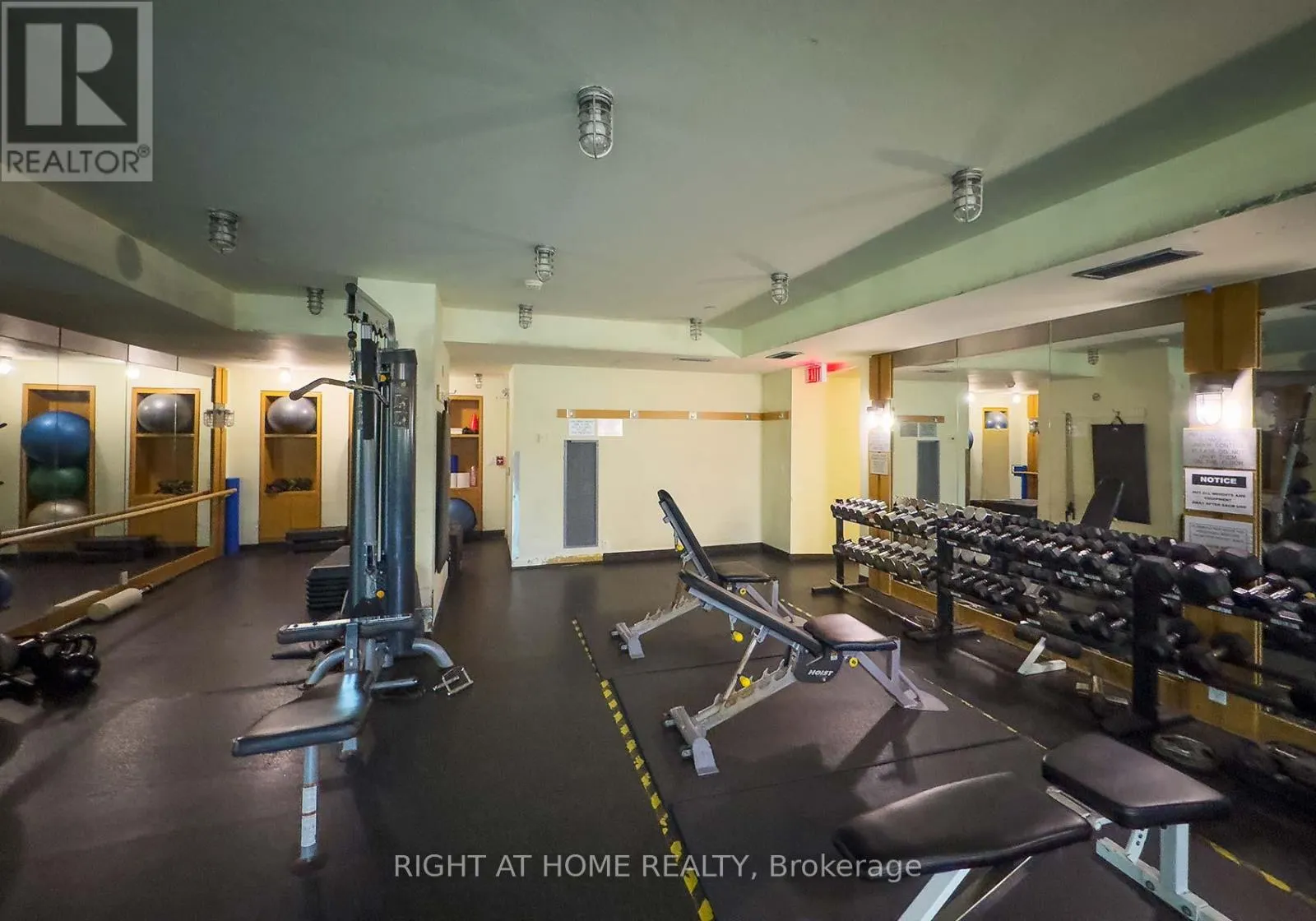 3107 - 381 FRONT STREET W