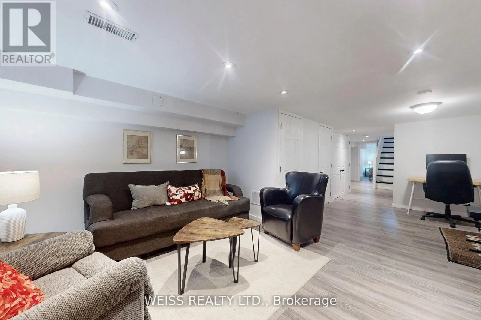758 RICHMOND STREET W