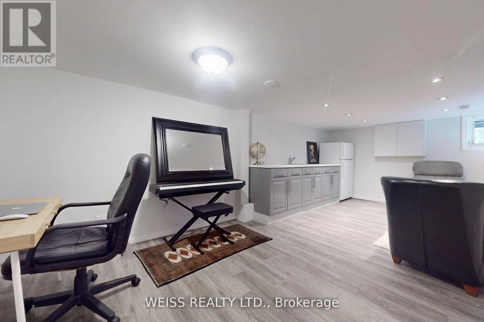 758 RICHMOND STREET W