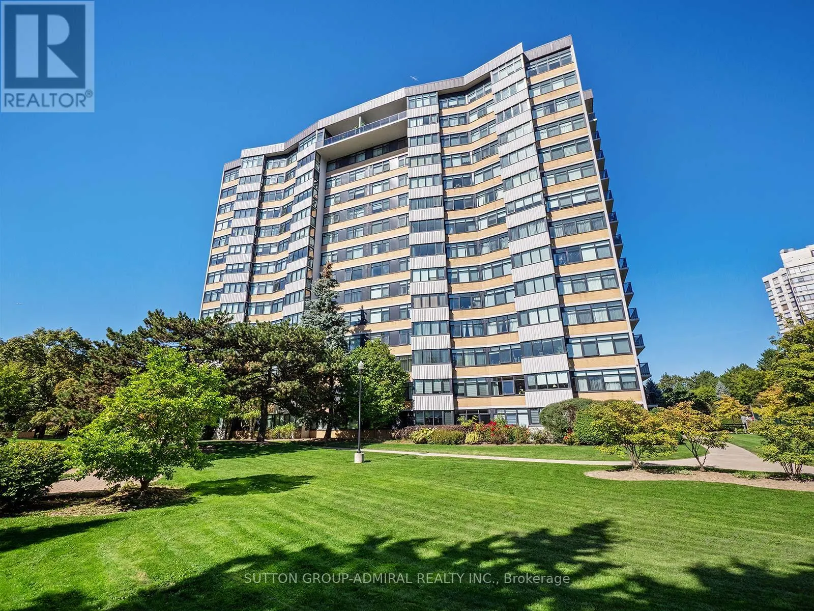 804 - 90 FISHERVILLE ROAD