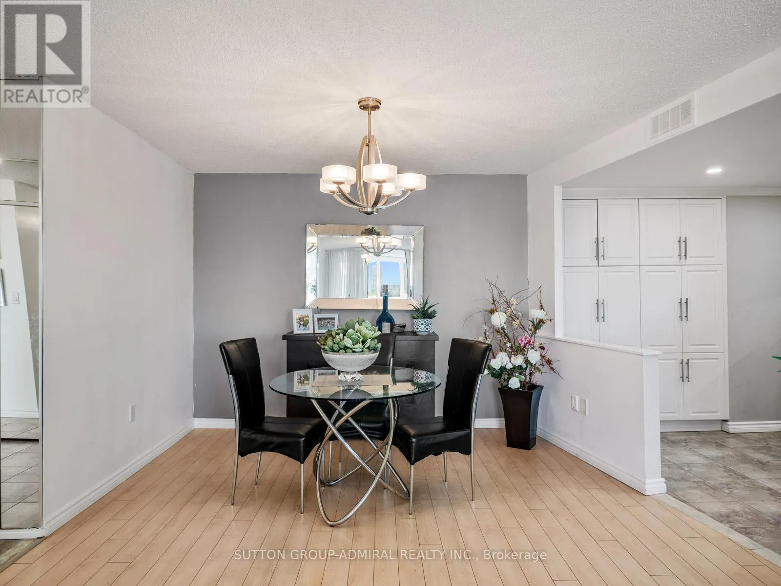 804 - 90 FISHERVILLE ROAD