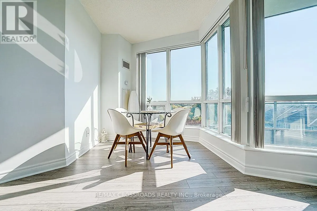 510 - 60 BYNG AVENUE