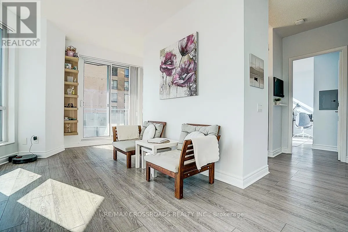 510 - 60 BYNG AVENUE