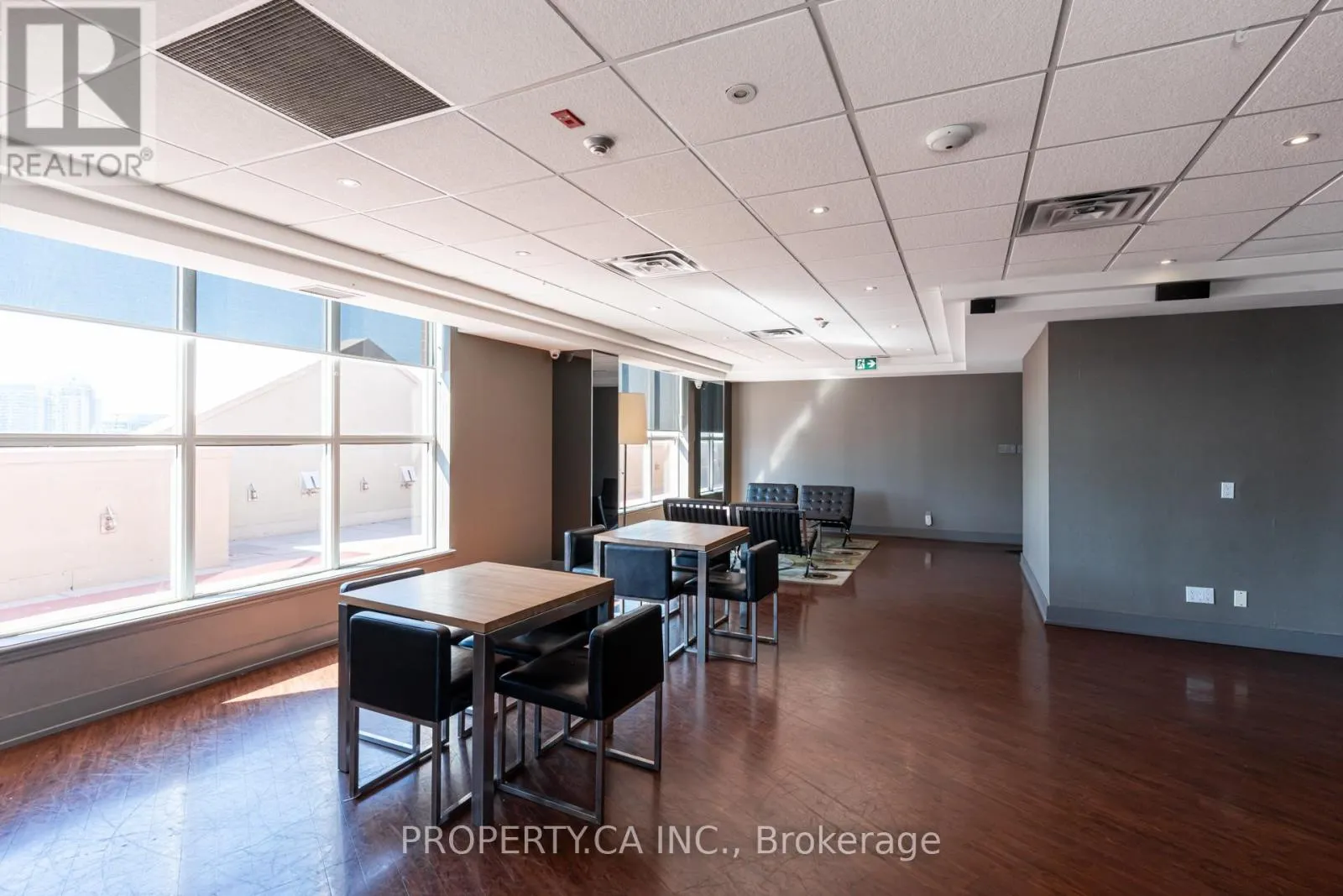 1204 - 801 KING STREET W