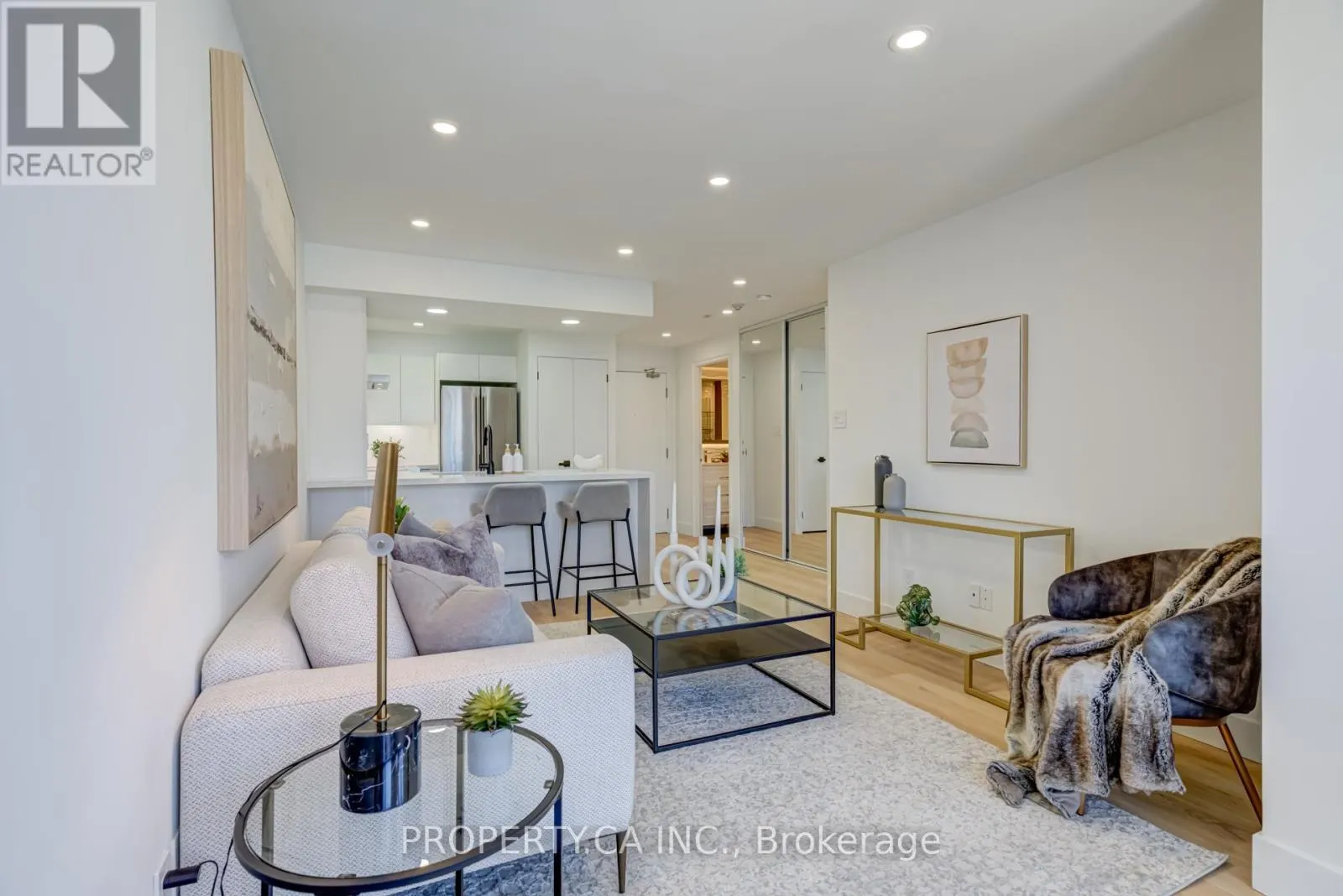 1204 - 801 KING STREET W