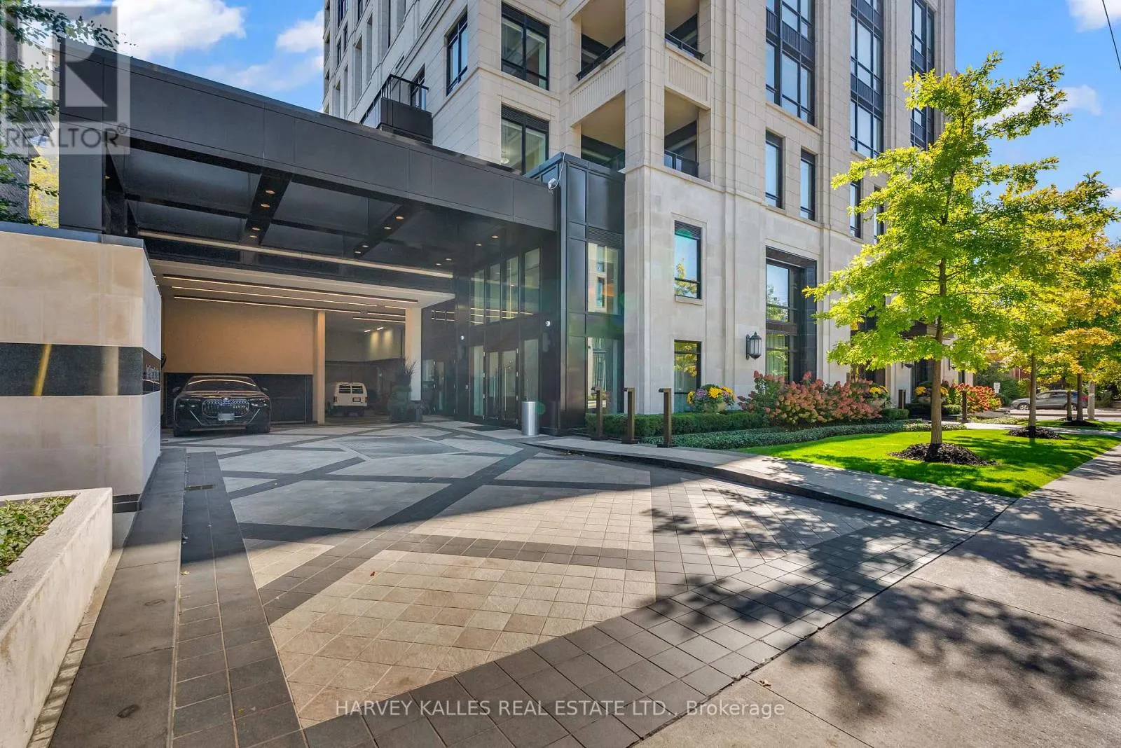 305 - 1 FOREST HILL ROAD