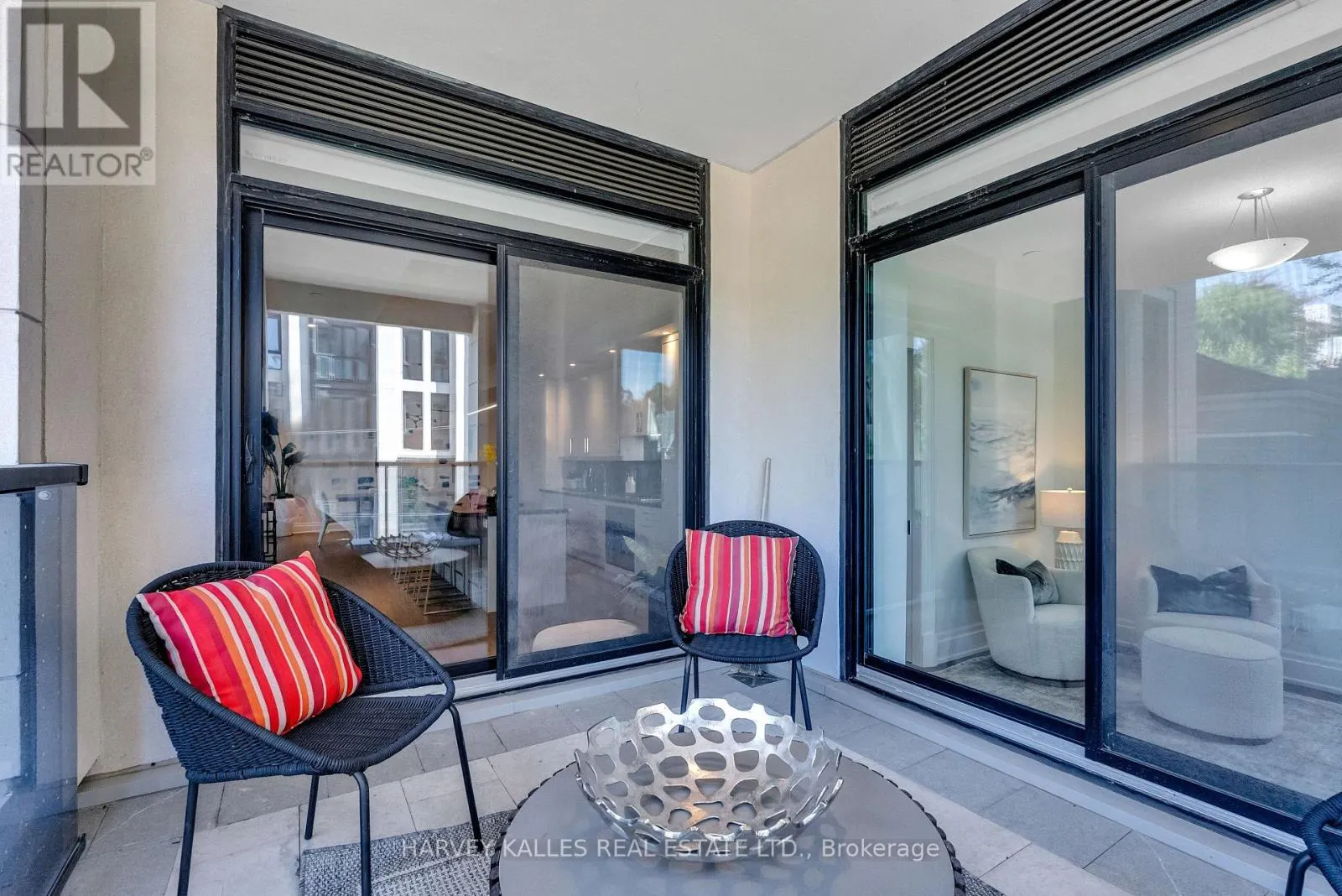 305 - 1 FOREST HILL ROAD