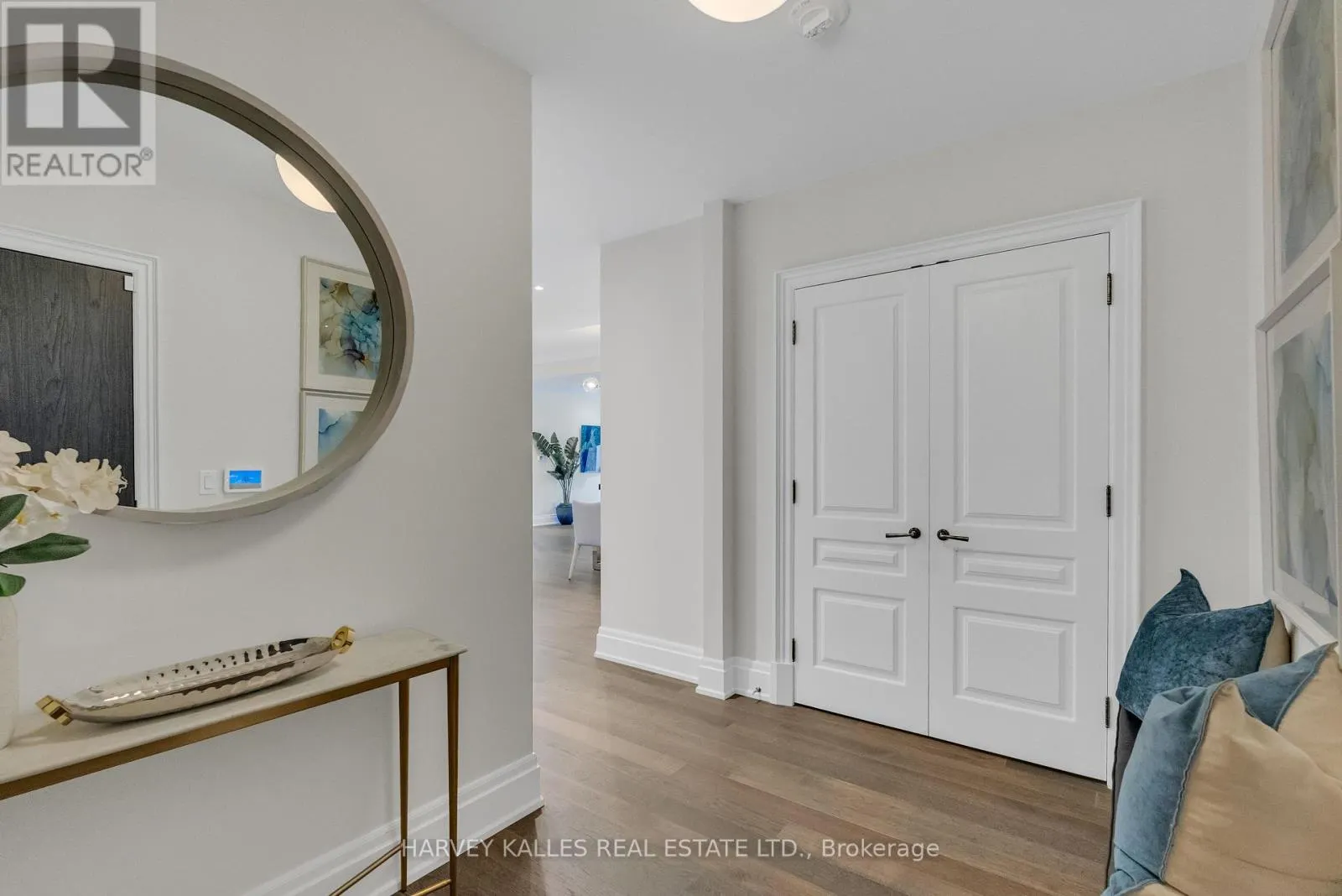 305 - 1 FOREST HILL ROAD