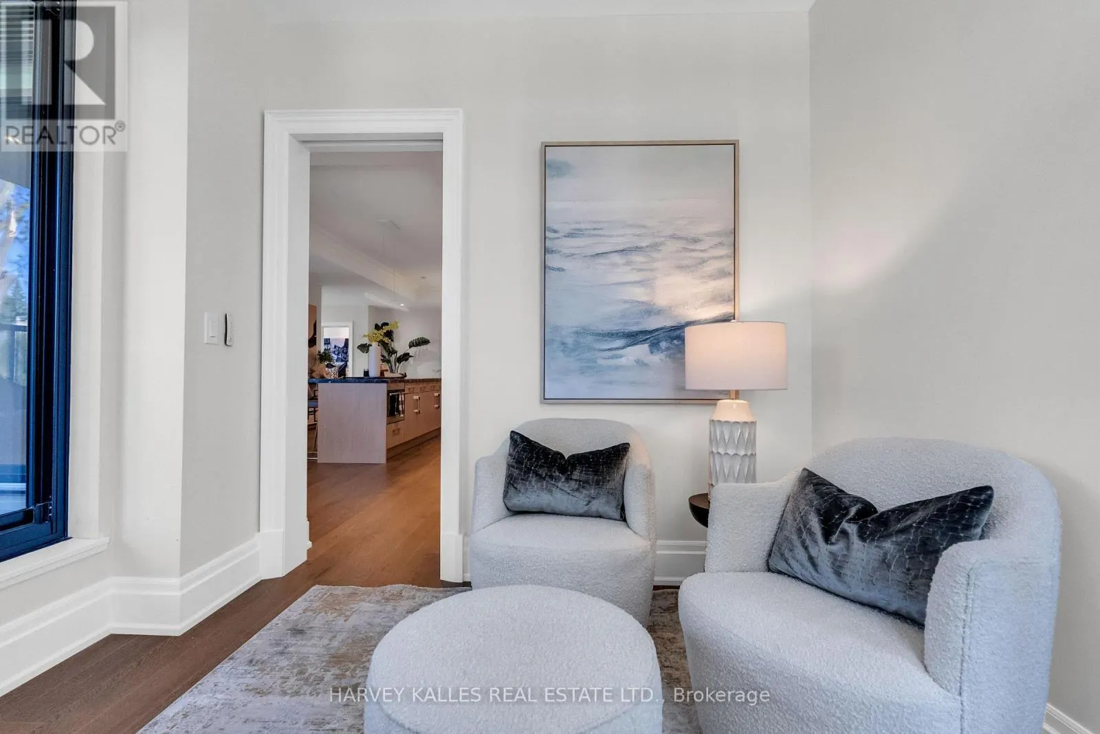 305 - 1 FOREST HILL ROAD
