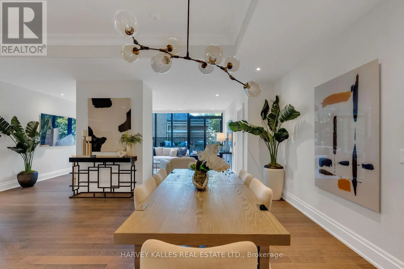 305 - 1 FOREST HILL ROAD