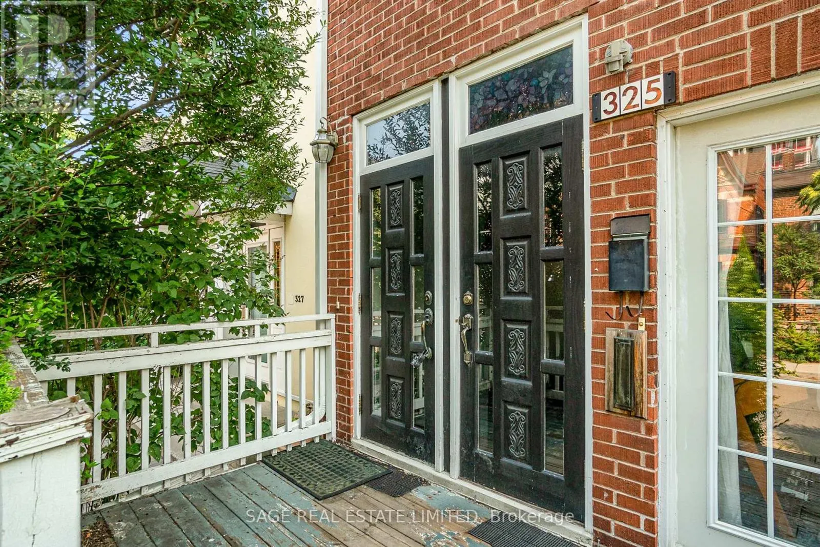 UPPER - 325 LIPPINCOTT STREET