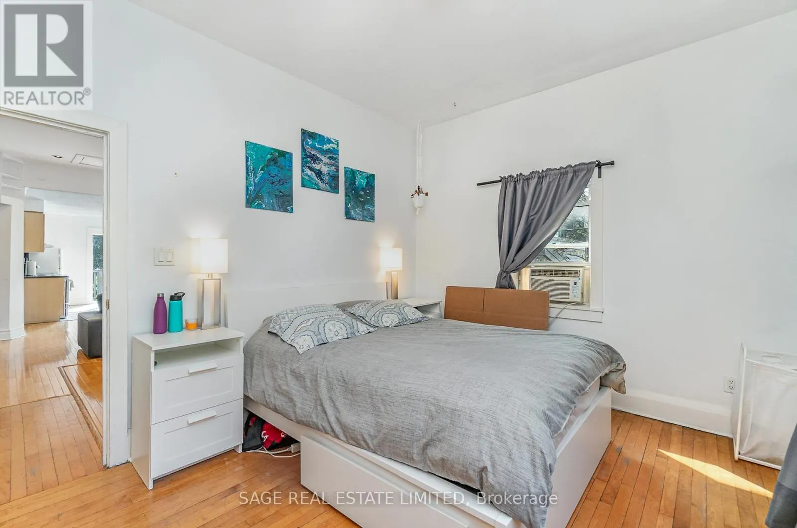 UPPER - 325 LIPPINCOTT STREET