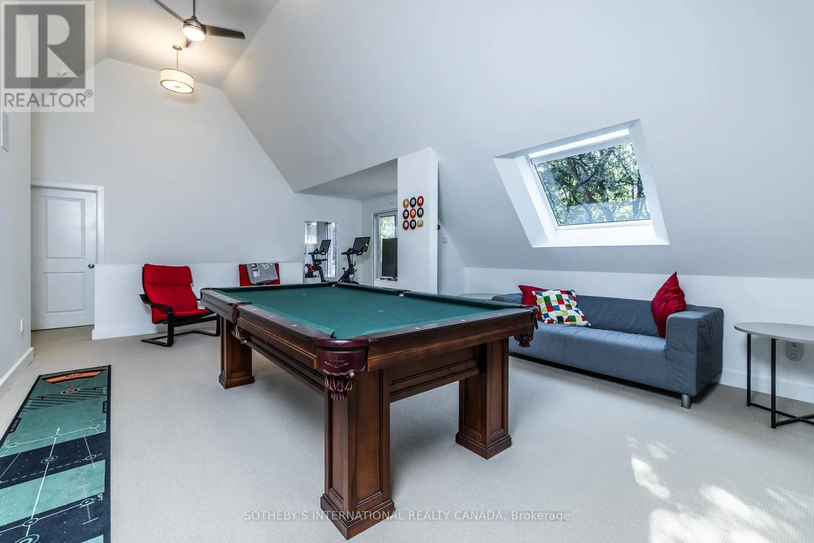 74 INGLEWOOD DRIVE
