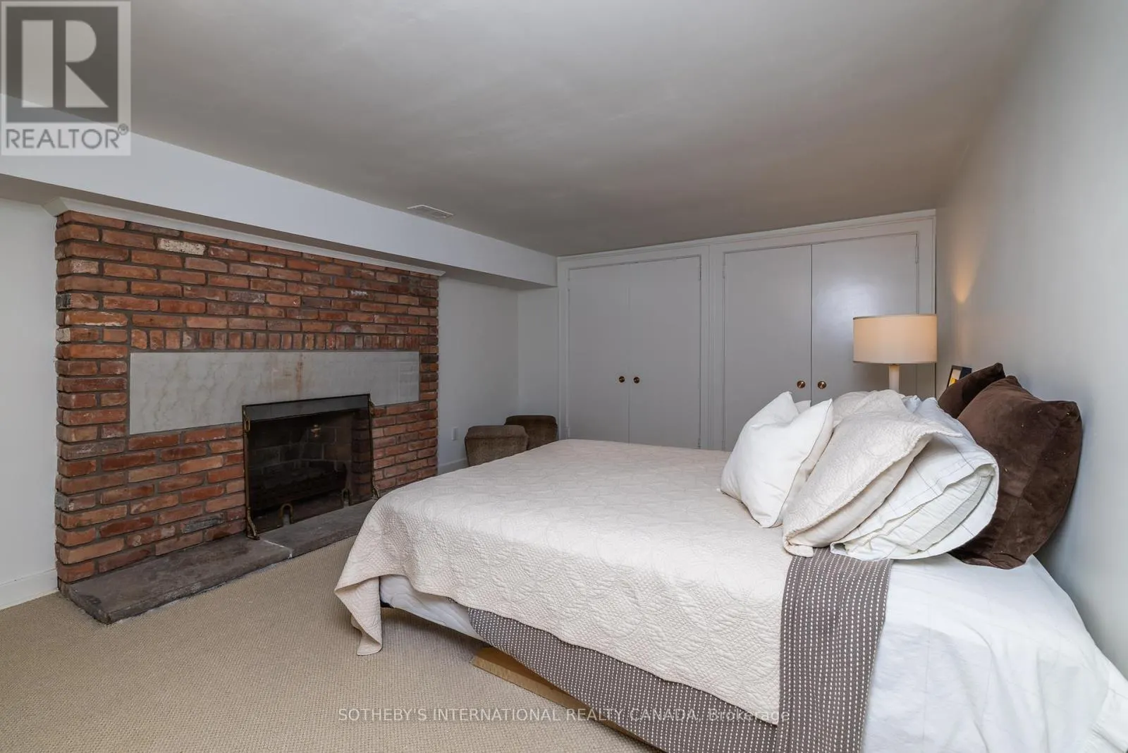 74 INGLEWOOD DRIVE