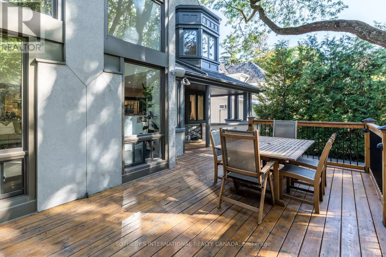74 INGLEWOOD DRIVE