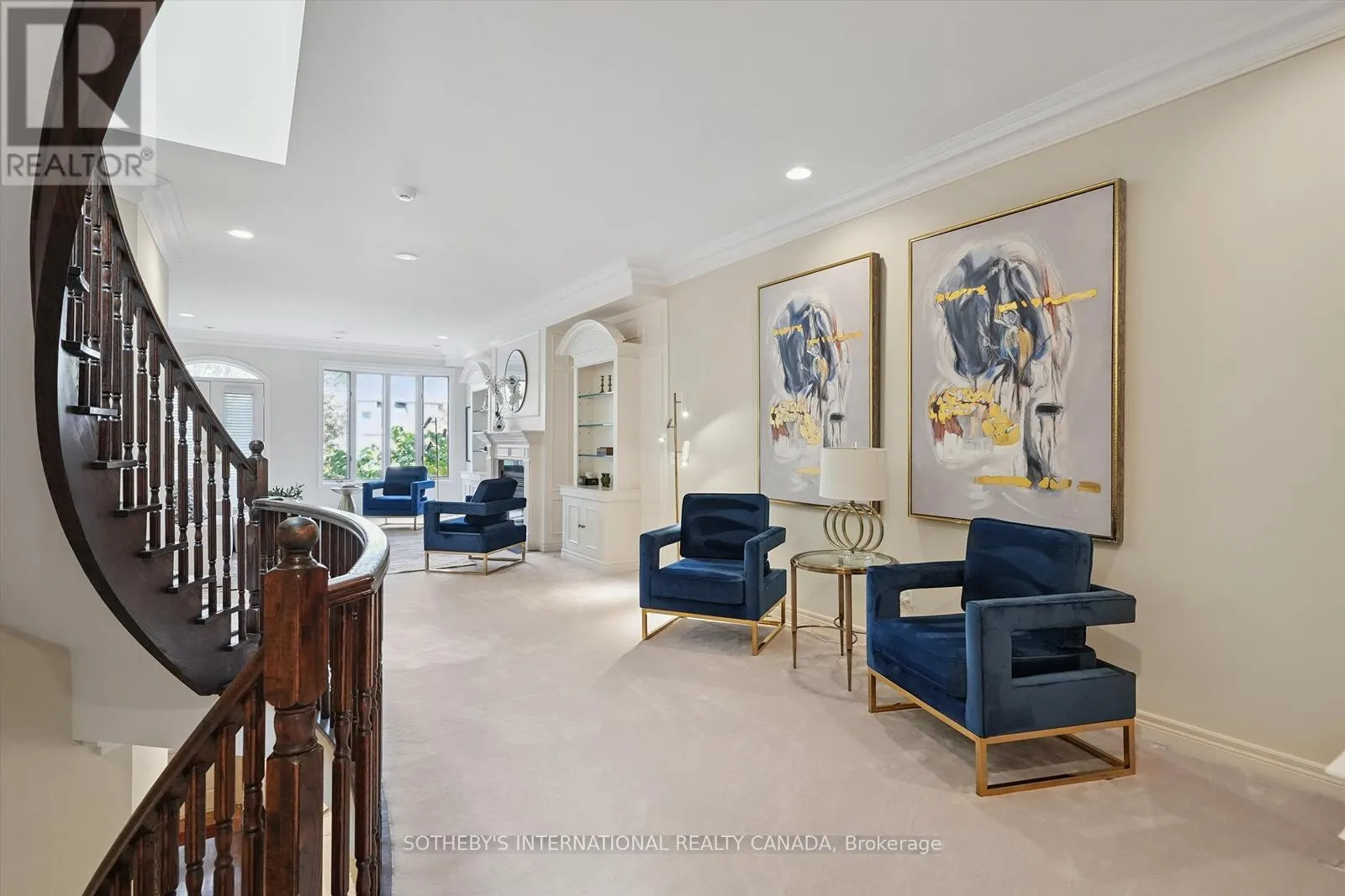 4 - 260 RUSSELL HILL ROAD