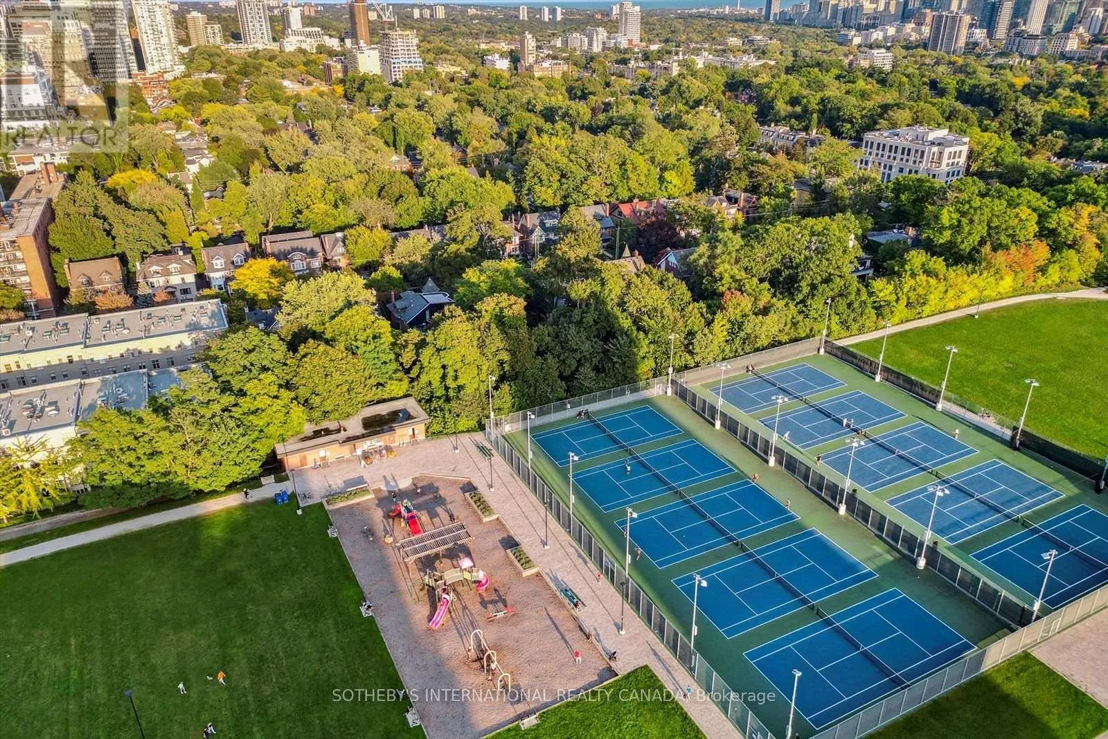 4 - 260 RUSSELL HILL ROAD
