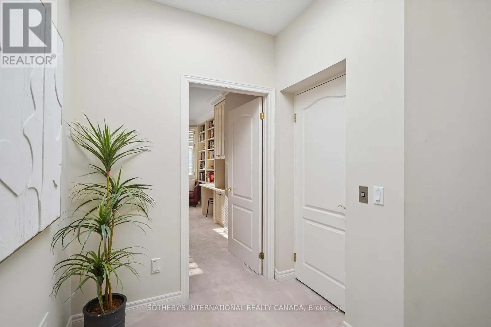 4 - 260 RUSSELL HILL ROAD