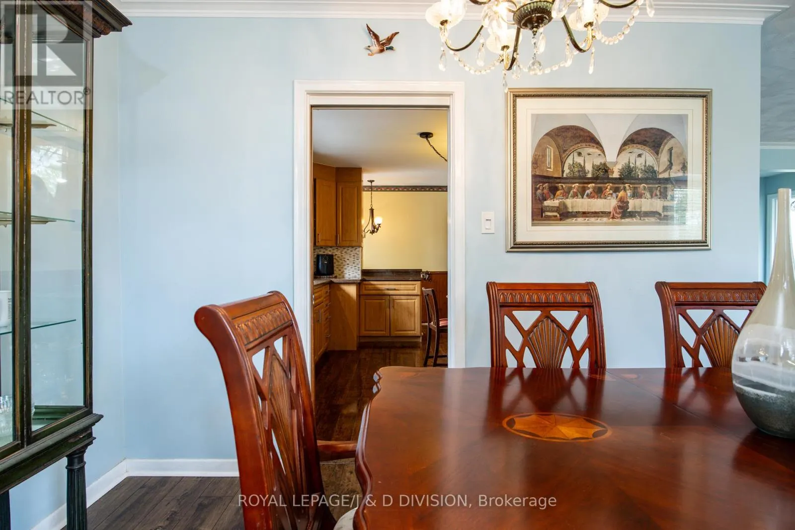 48 GREENGROVE CRESCENT