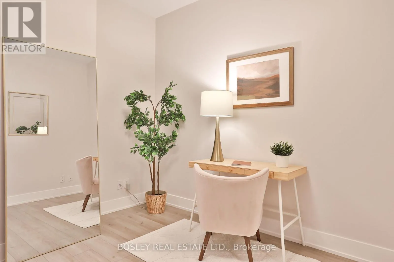 628 - 111 ST. CLAIR AVENUE W
