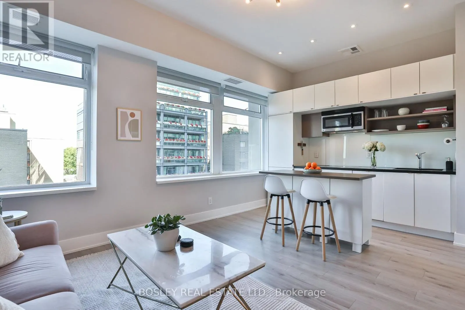 628 - 111 ST. CLAIR AVENUE W