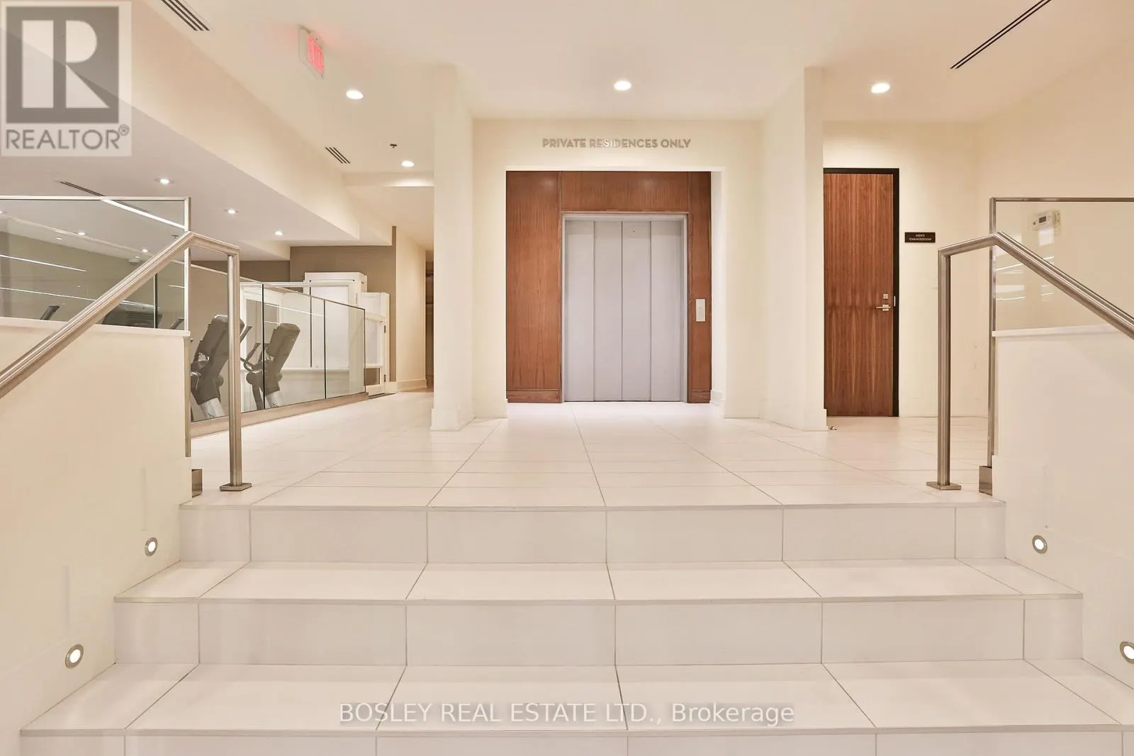 628 - 111 ST. CLAIR AVENUE W